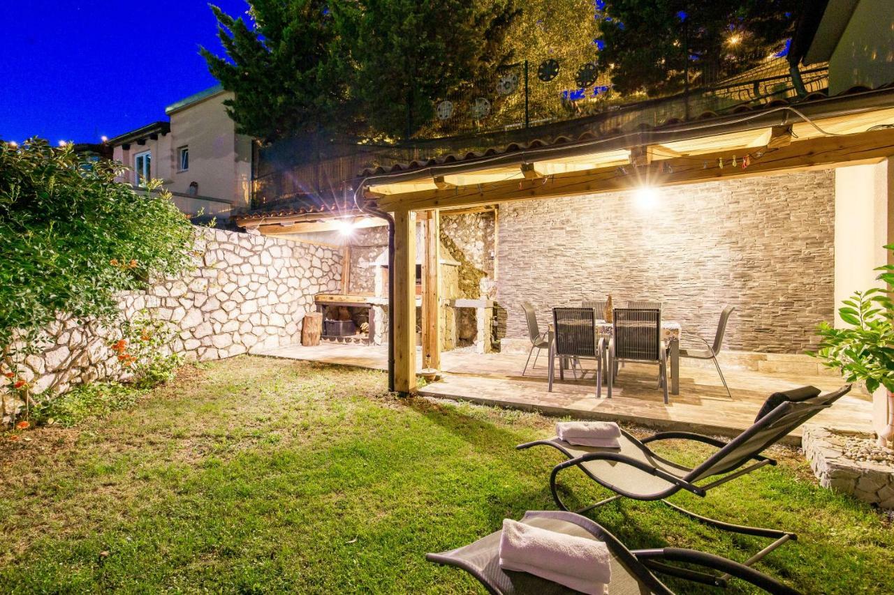Villa Volcera Bakar Buitenkant foto